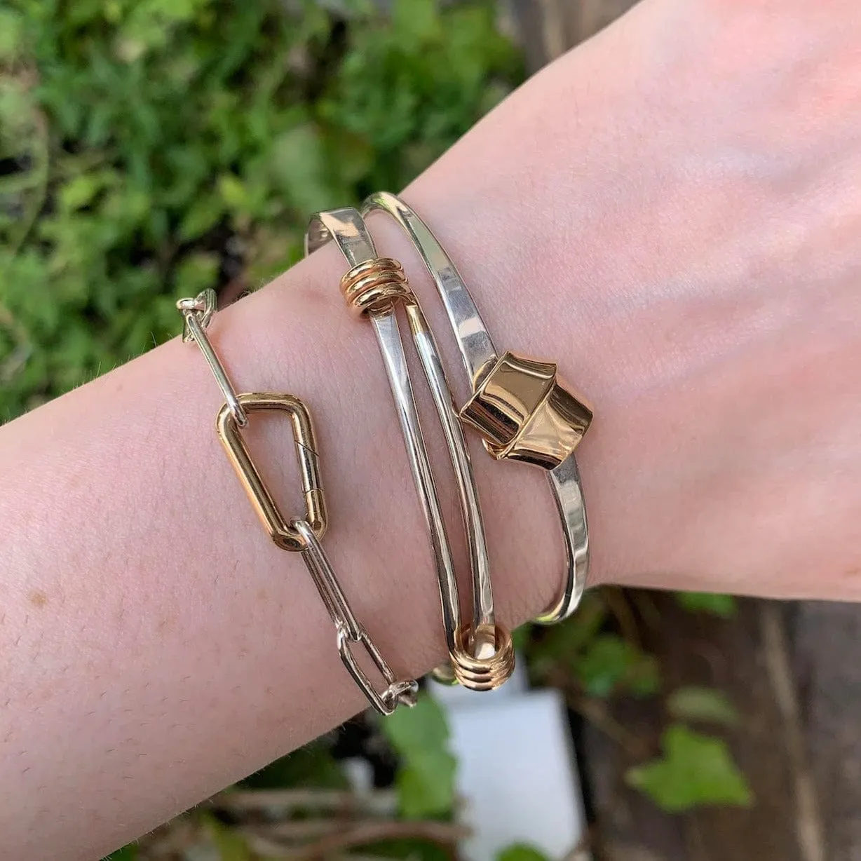 14K Yellow Gold and Sterling Silver Love Knot Bracelet