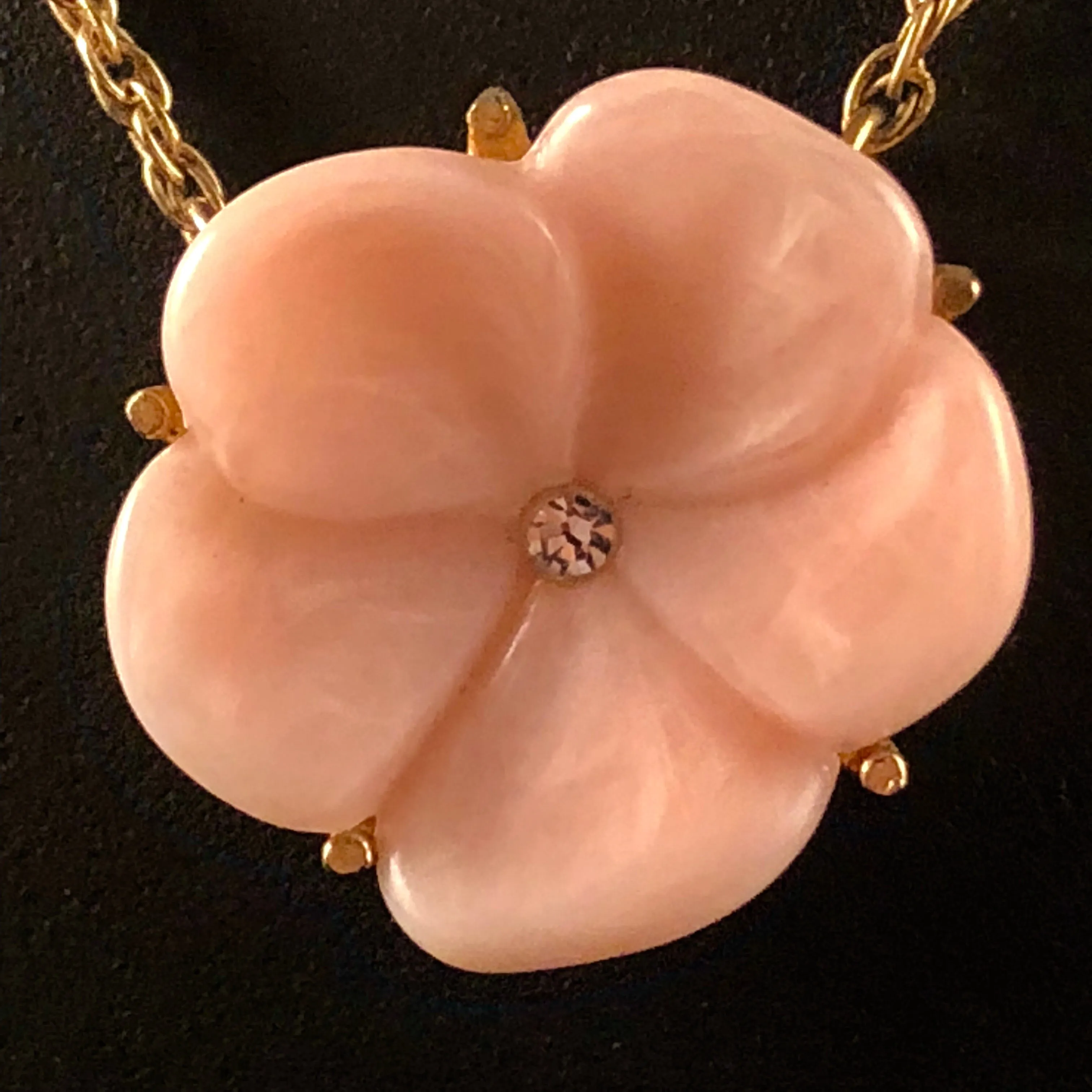 1978 Avon Lotus Blossom Necklace