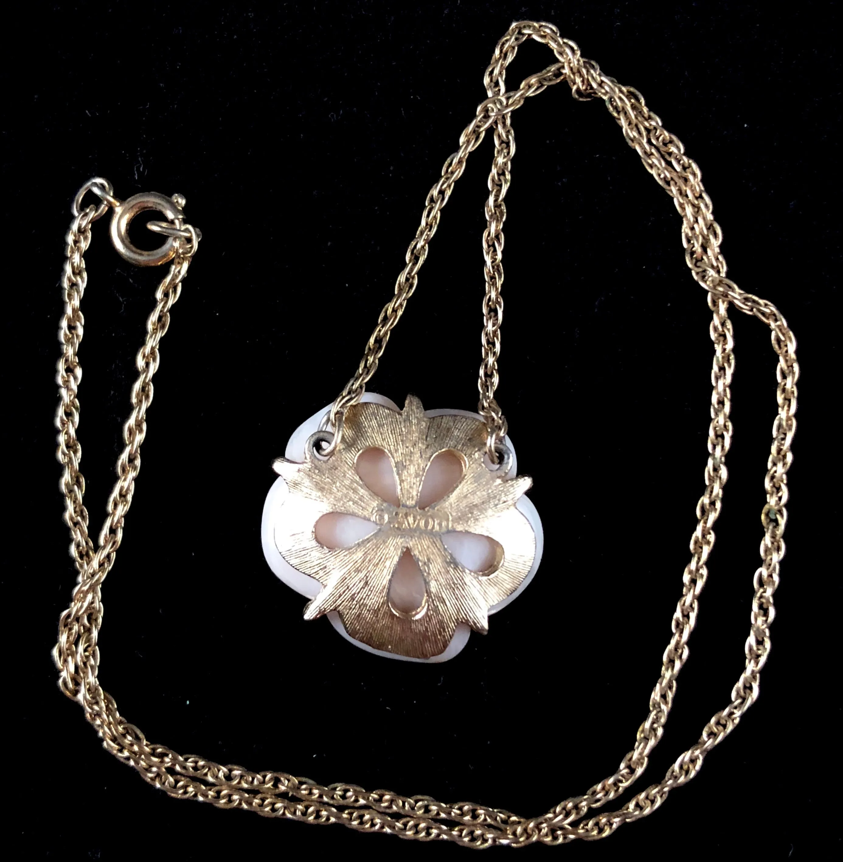 1978 Avon Lotus Blossom Necklace