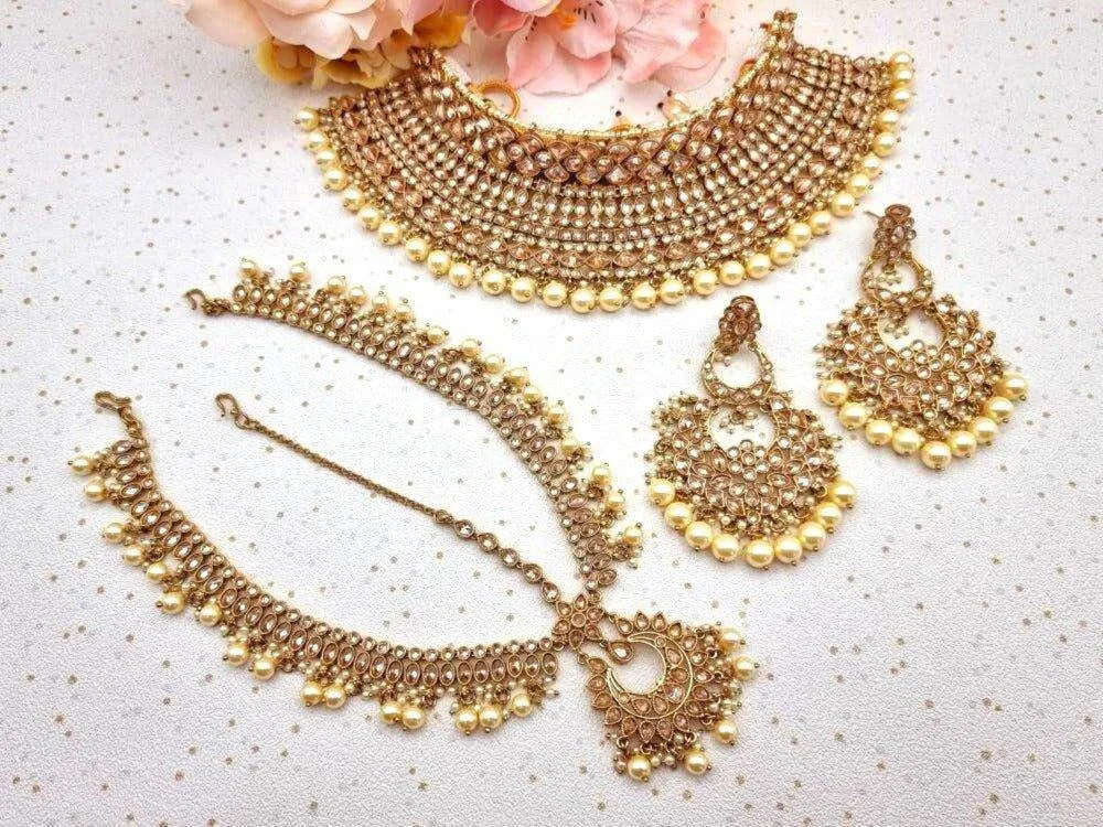 Adhira - bridal jewellery set