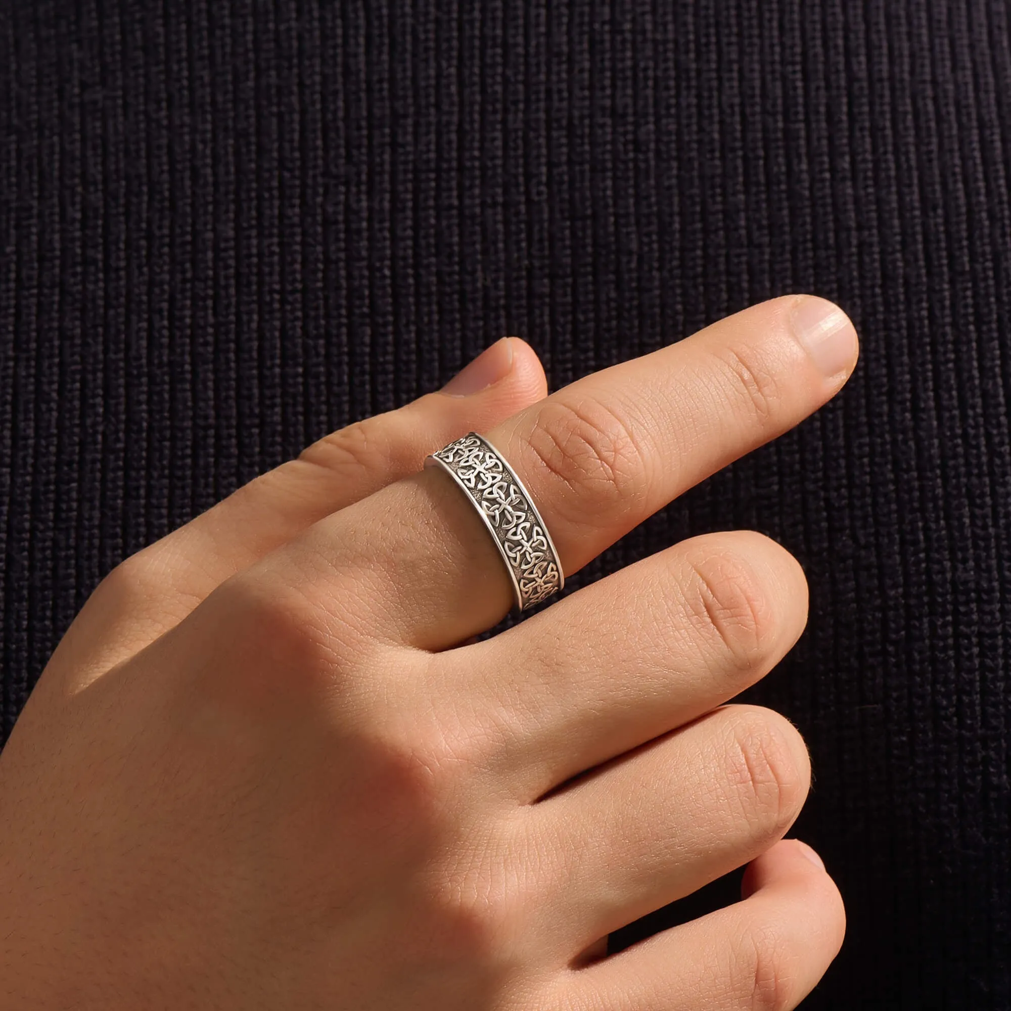 Celtic Band Ring in Silver