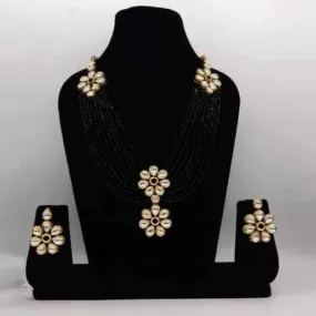 Double Flower Motif Onex Necklace Set