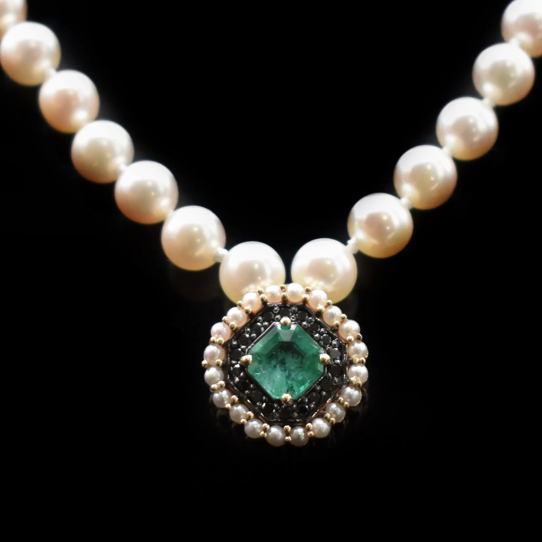 Emerald & Black Diamond Pearl Choker Necklace- One Of A Kind Series