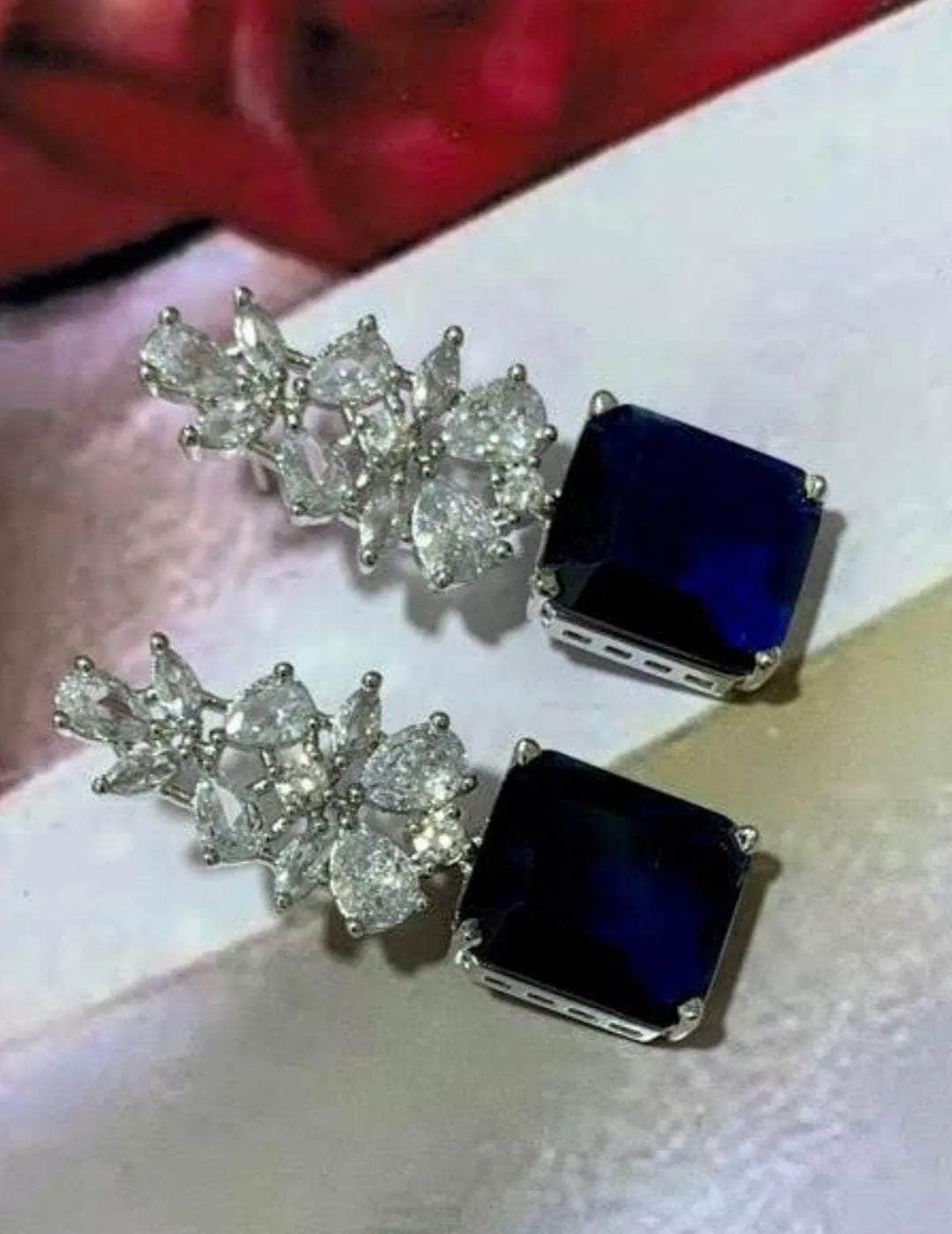 Emerald Drop Earring