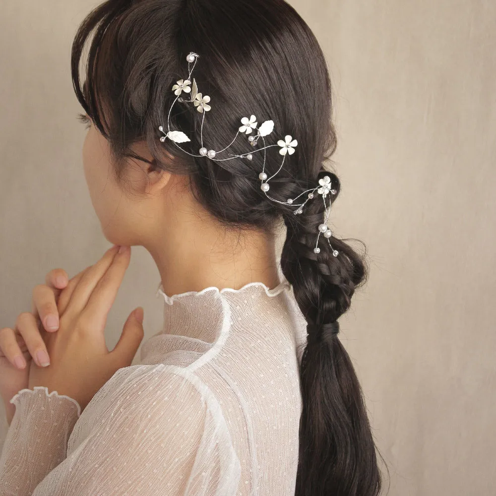 Flower and Leaf hair Vine