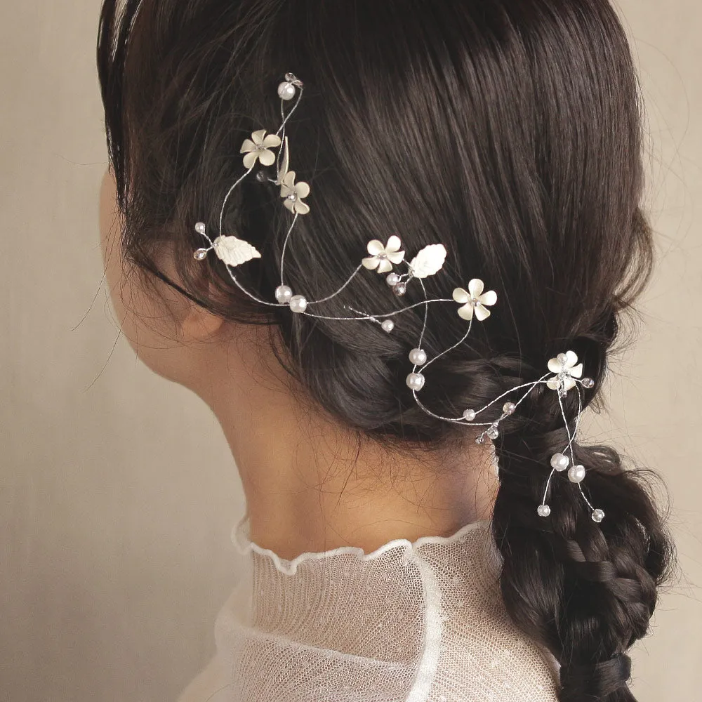 Flower and Leaf hair Vine