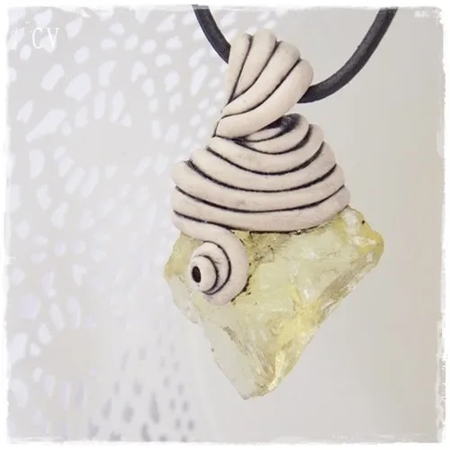 Gyspy Crystal Pendant Necklace