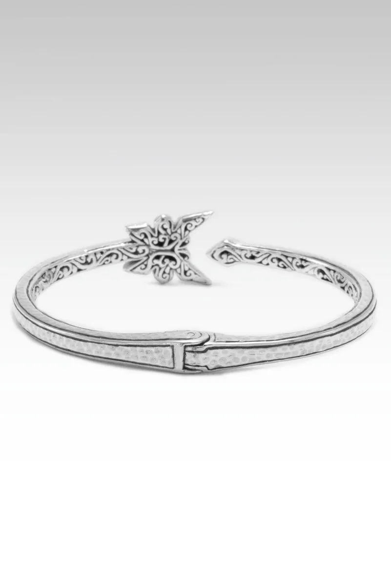 He Carries Me Tip-to-Tip Bracelet™ in Watermark