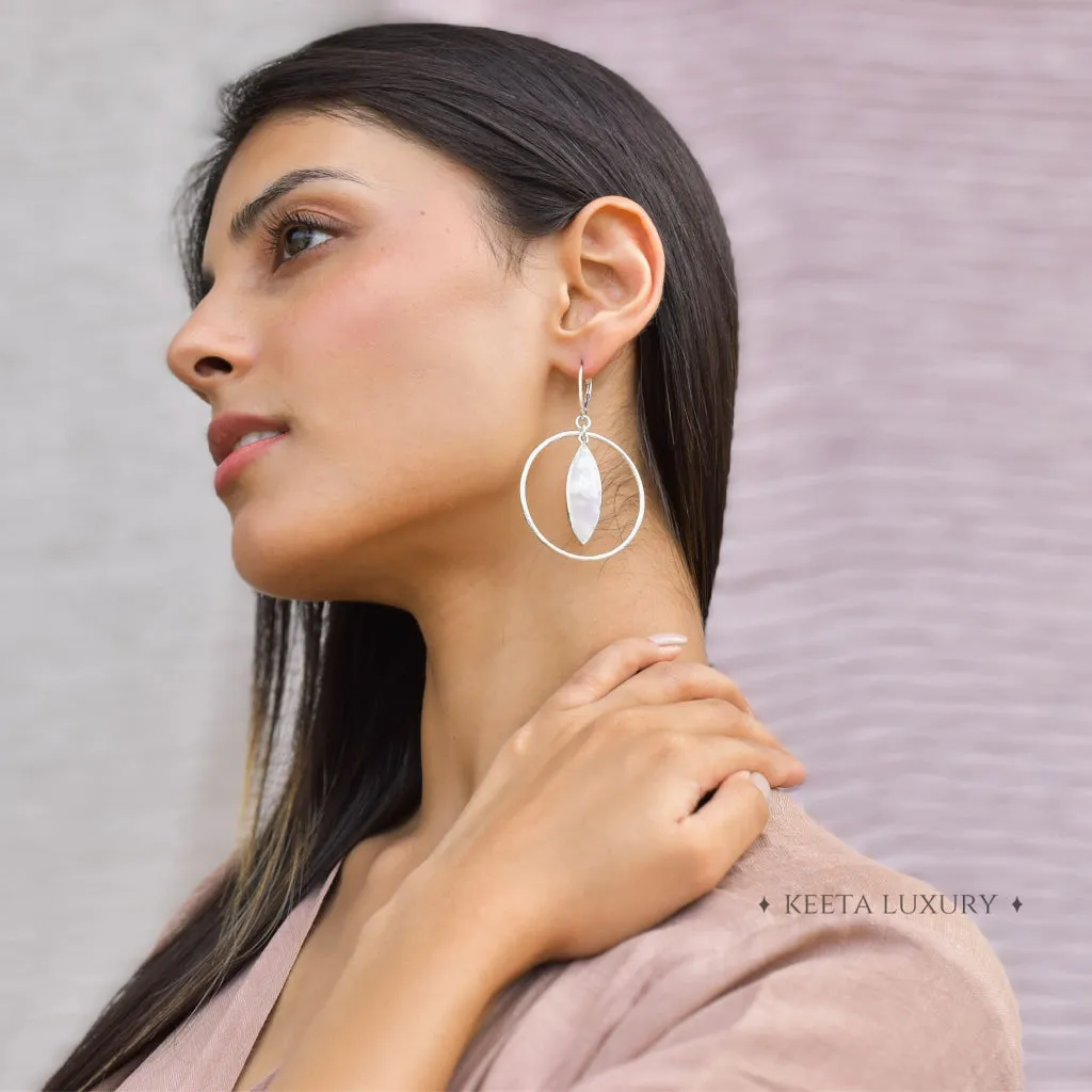 Hoop Glimmer - Moonstone Earrings