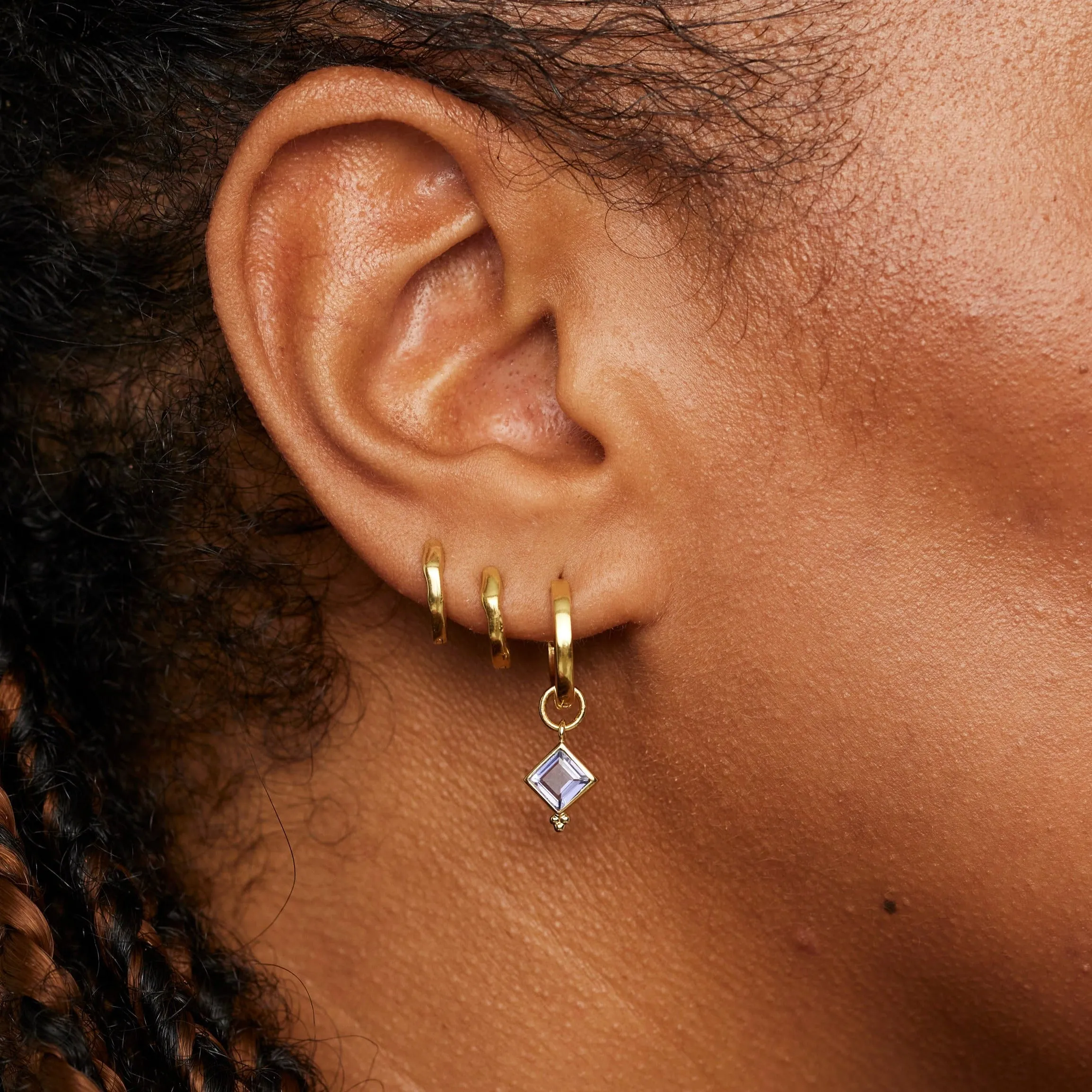 Isla Iolite Gold Charm
