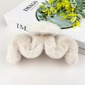 M-shaped Fuzzy Hair Claw