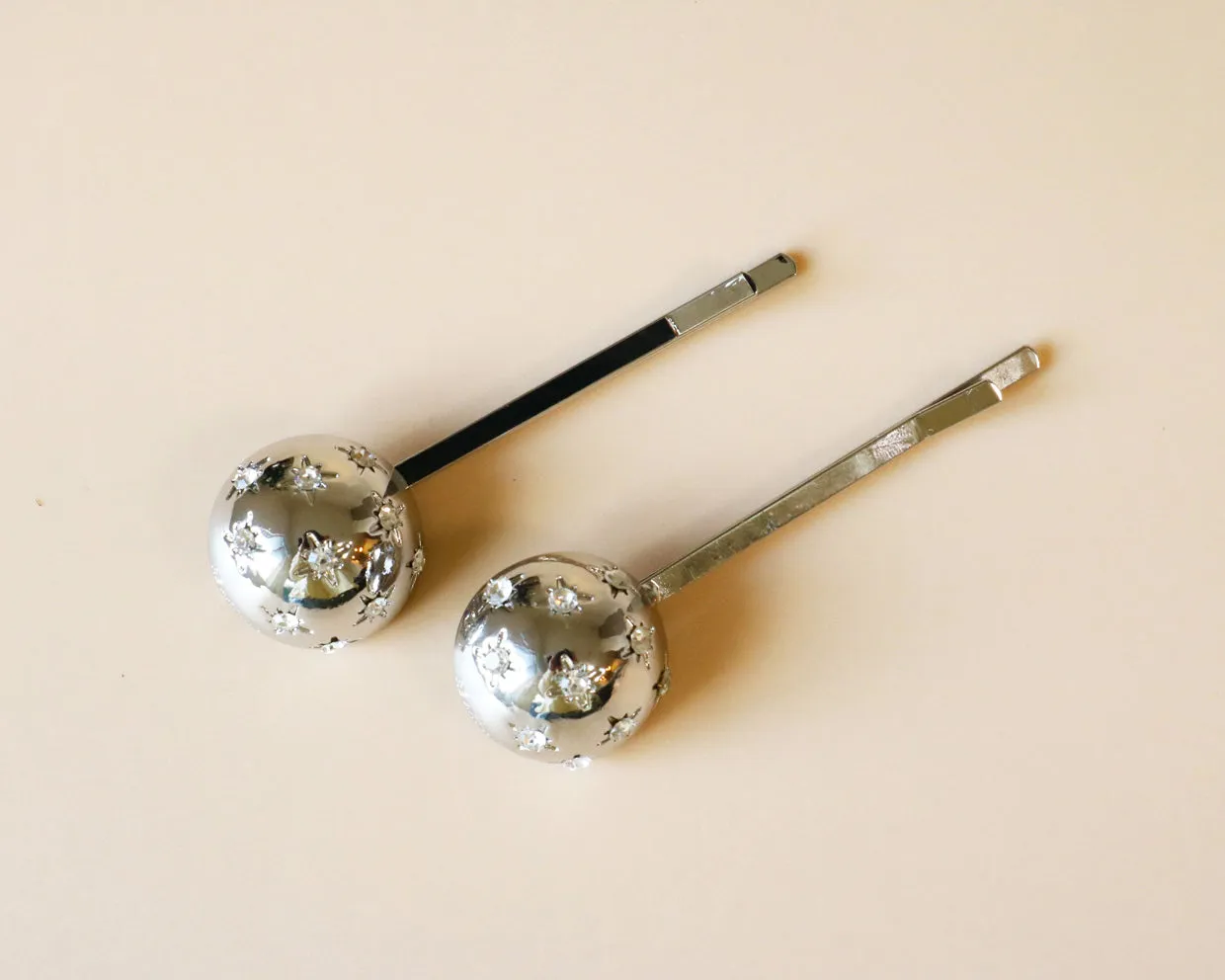 Metal Silver Ball Hair Pin