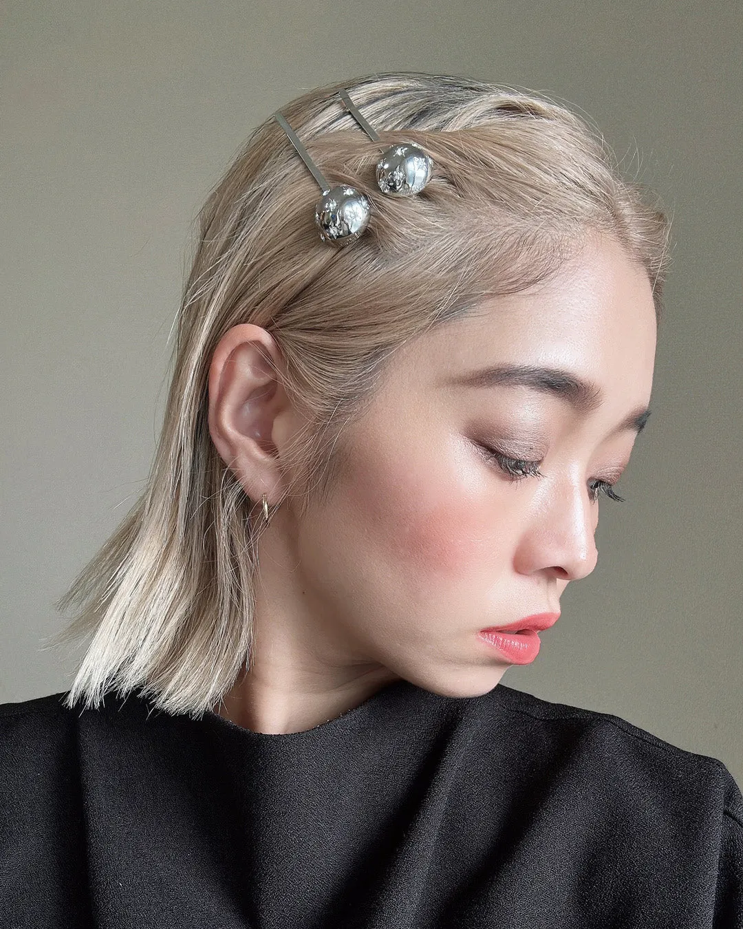 Metal Silver Ball Hair Pin