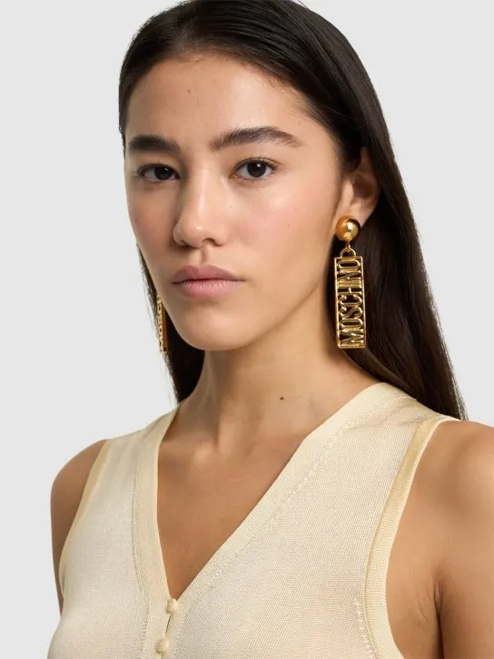 Moschino   Plate logo drop earrings 