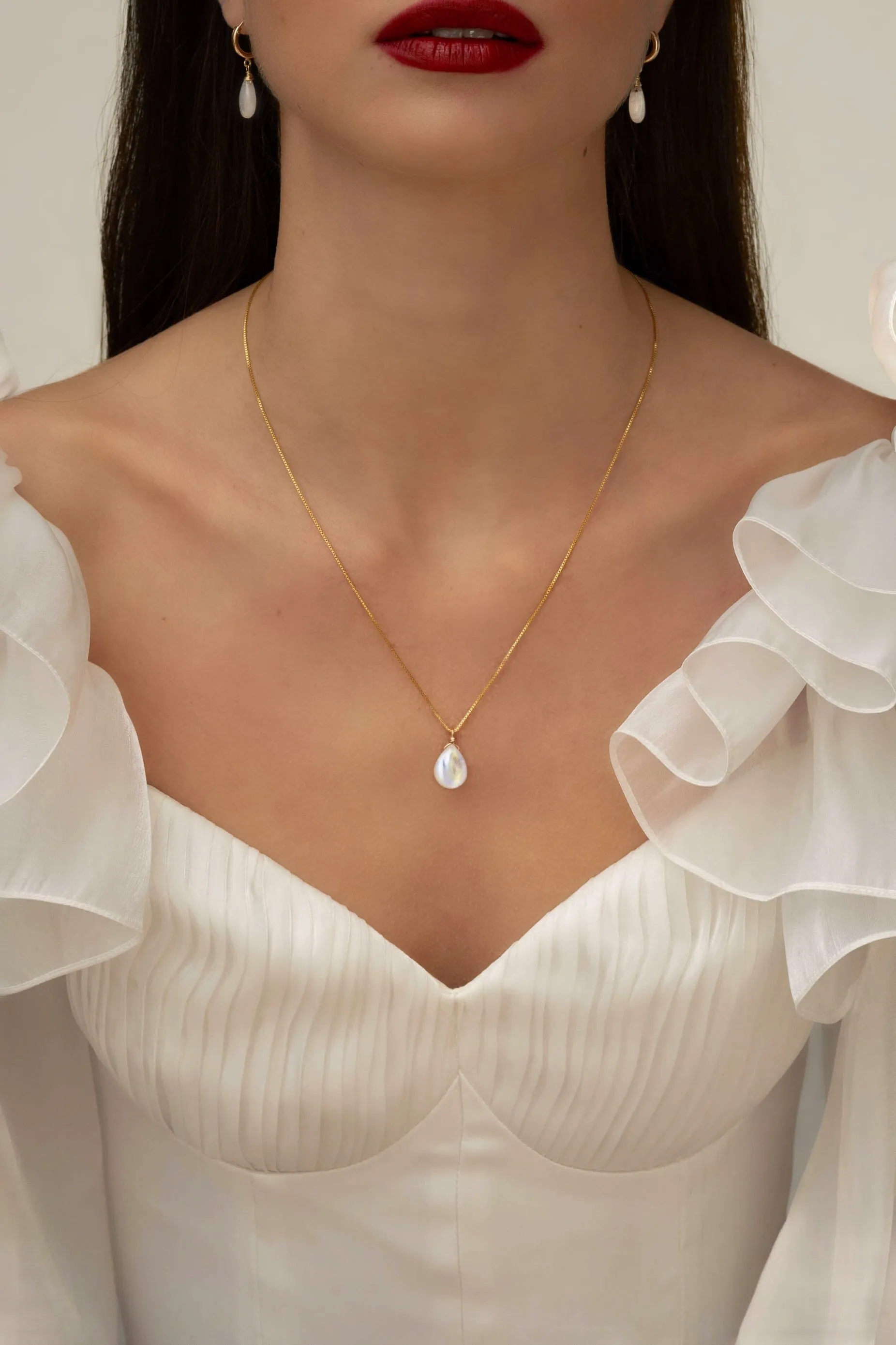Paris Moonstone Necklace