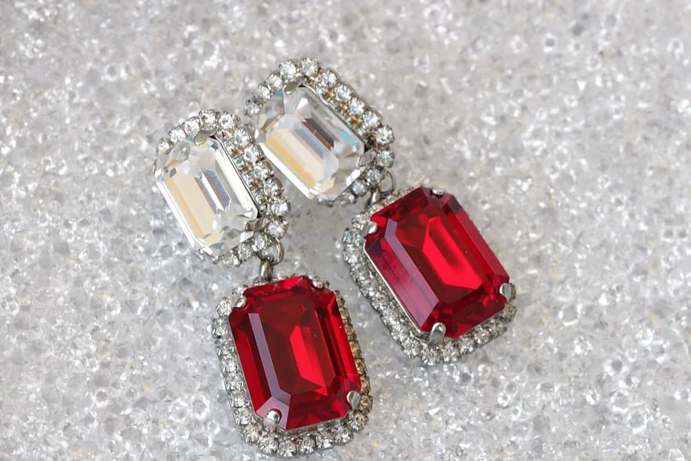 RED CLEAR EARRINGS