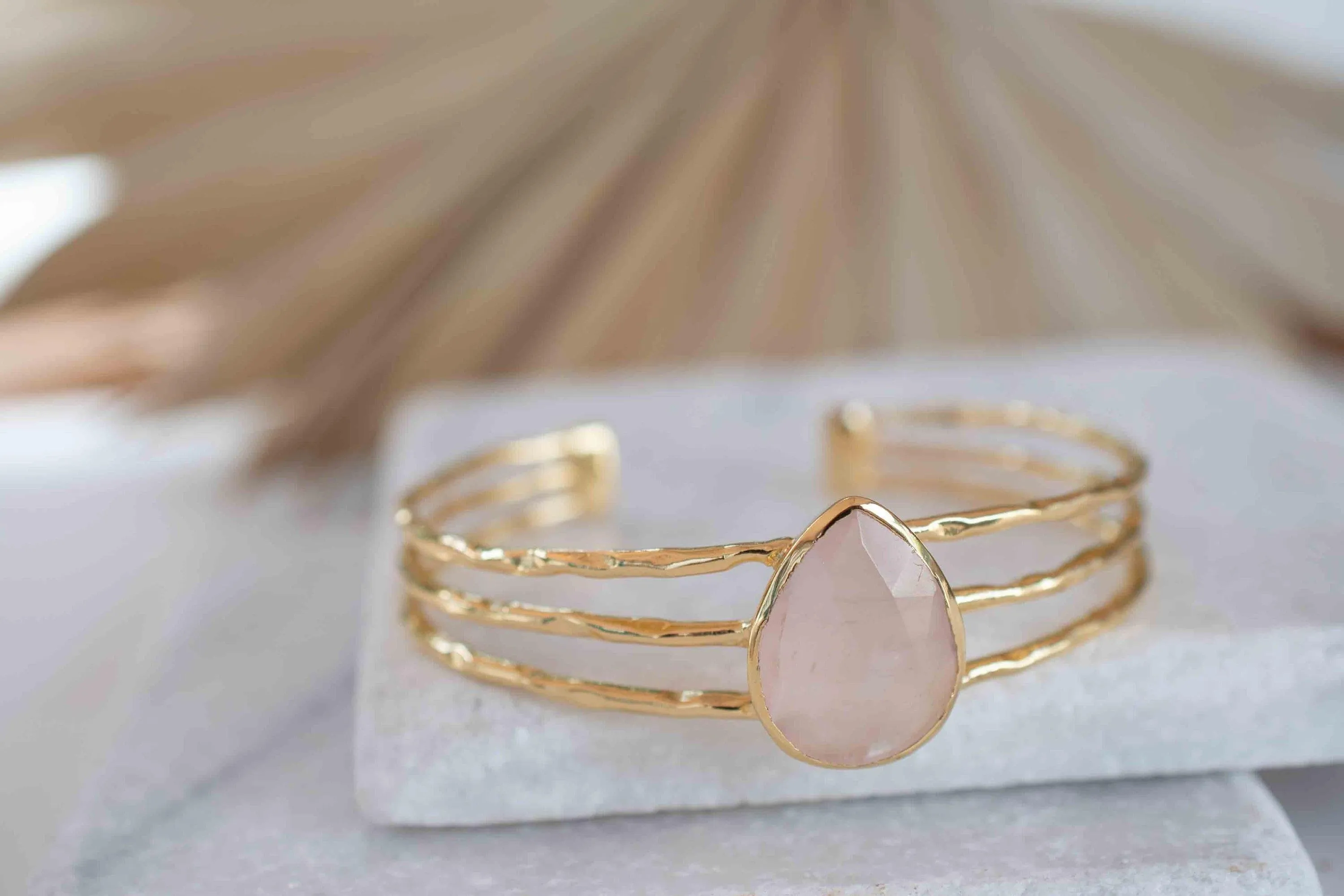 Rose quartz Adjustable Bracelet ~ Gold Plated 18k ~ MB045
