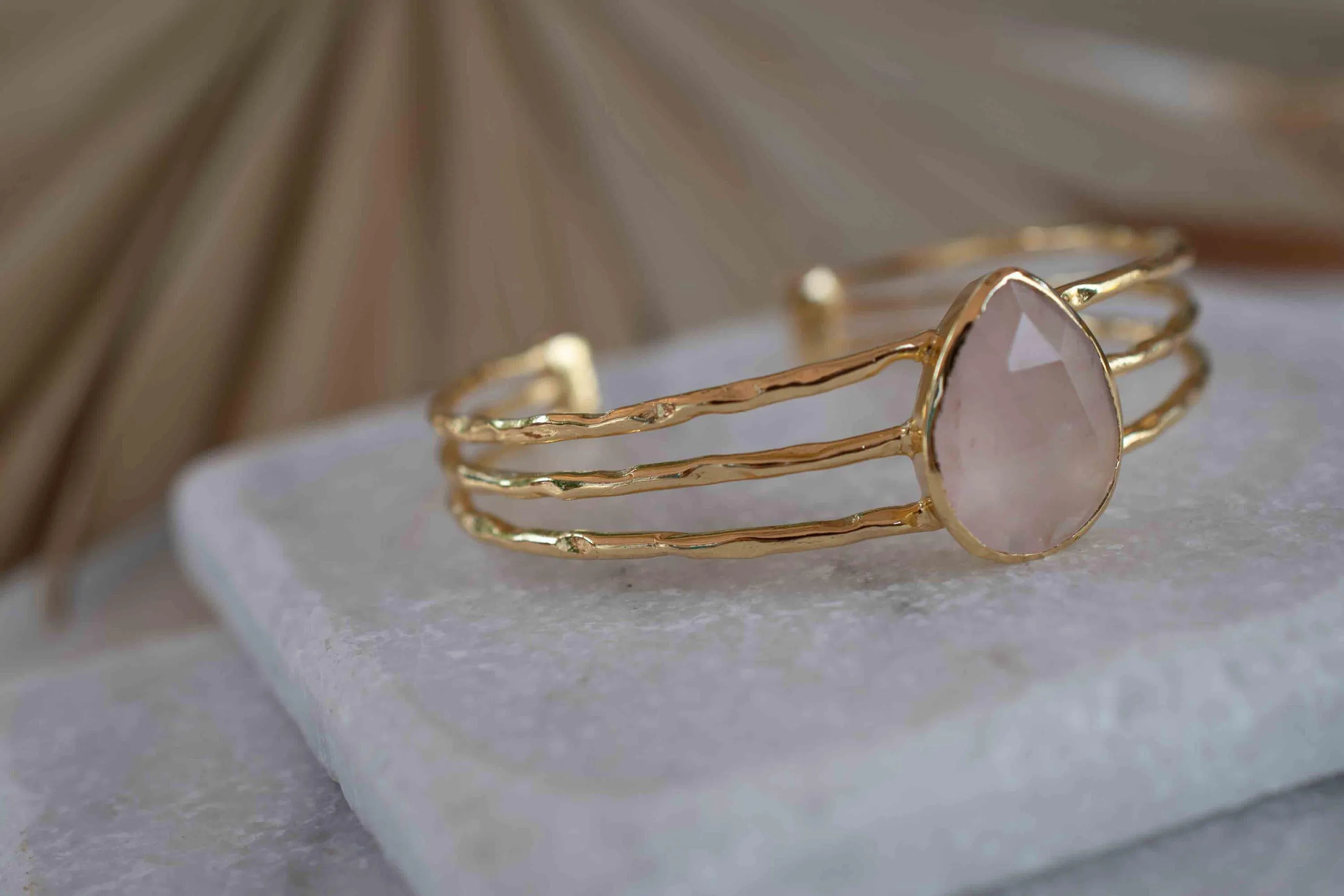 Rose quartz Adjustable Bracelet ~ Gold Plated 18k ~ MB045