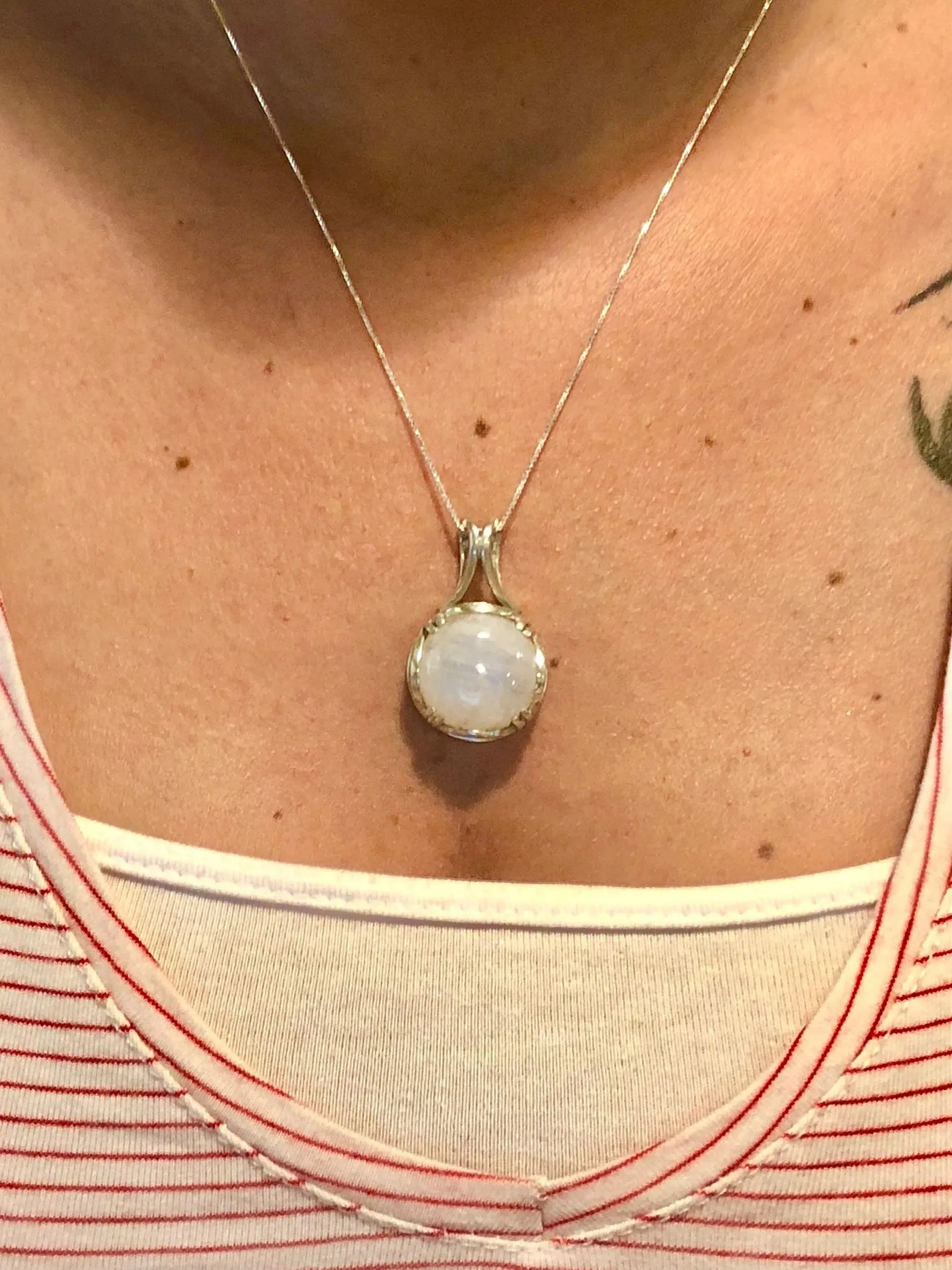 Round Moonstone Pendant - Rainbow Moonstone Necklace - Vintage Statement Necklace
