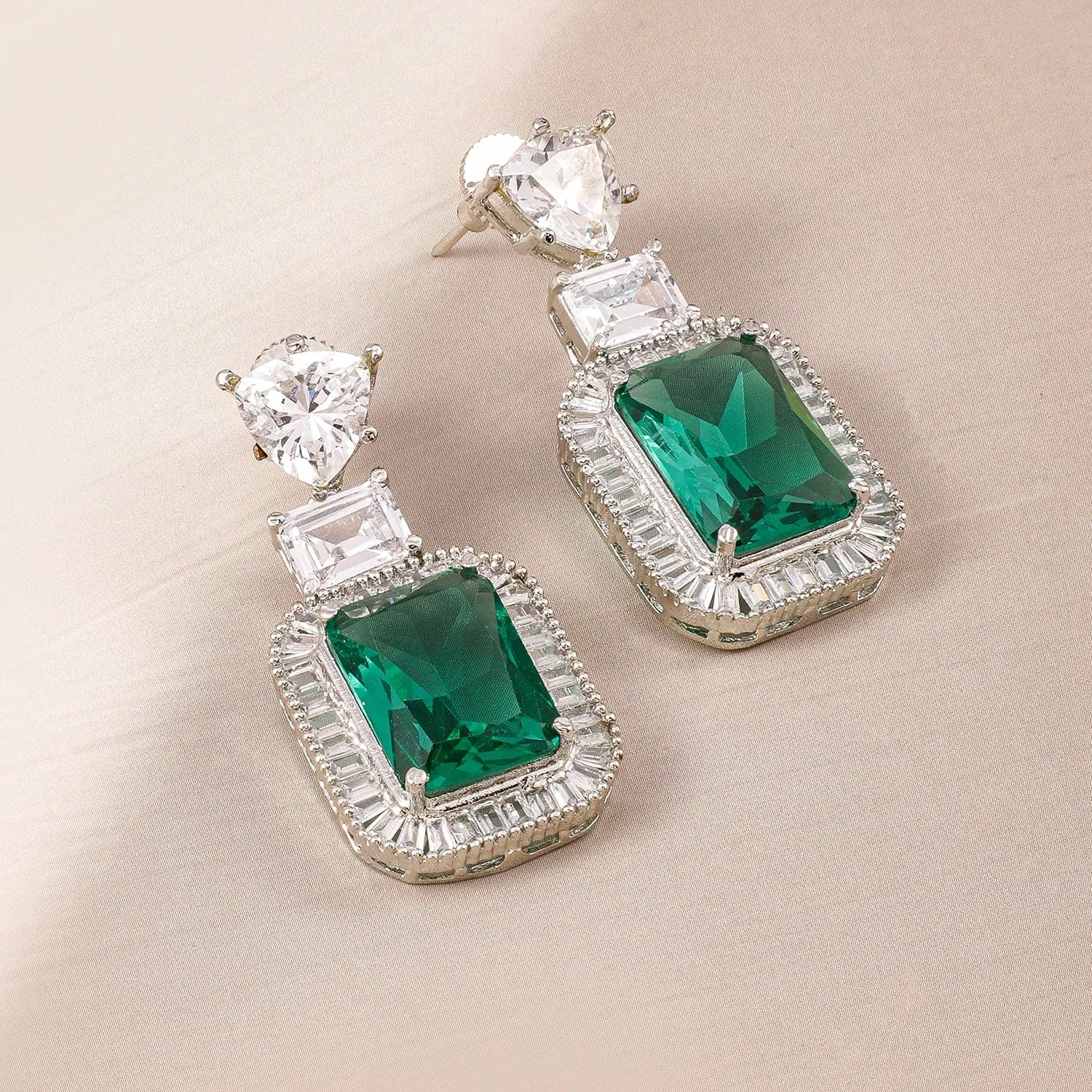 Rubans Rhodium Plated Pearl Necklace Set with Emerald & Cubic Zirconia Pendant & Earrings