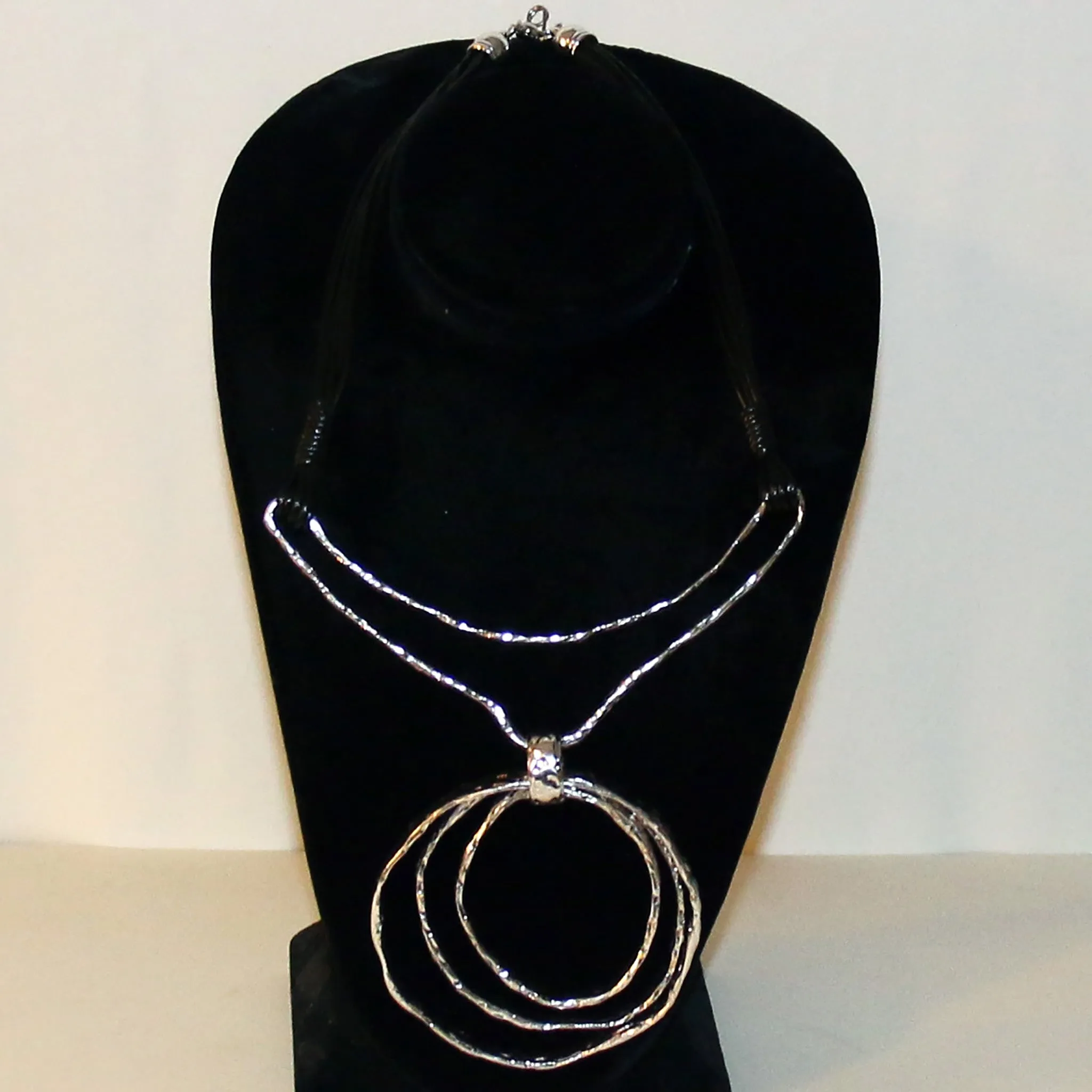 Silver Arc Style Choker Necklace