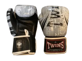 Twins Special FBGVL3-TW5 WHITE/BLACK BOXING GLOVES